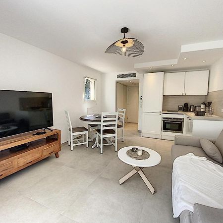 Superbe Appartement Au Coeur Du Cap D'Antibes Dış mekan fotoğraf